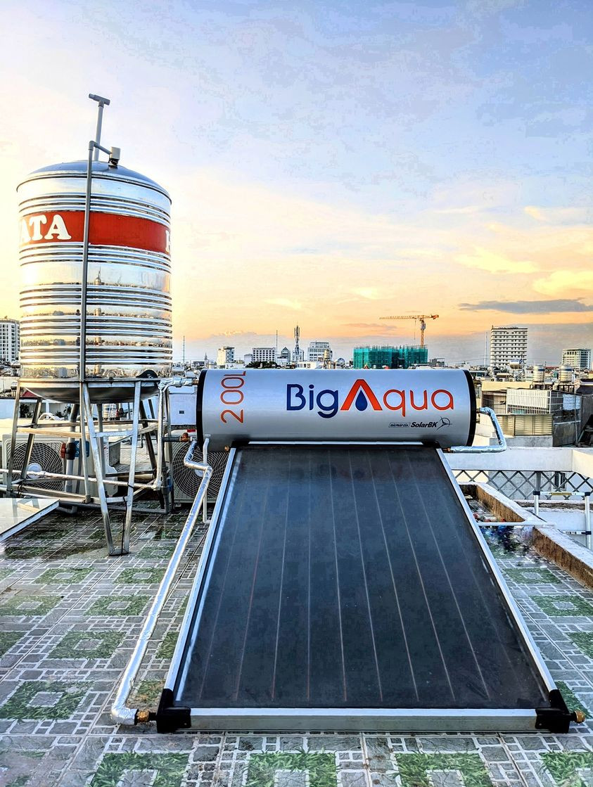 Alternative view of Máy Nước Nóng Bách Khoa Big Aqua Thế Hệ Mới 200L
